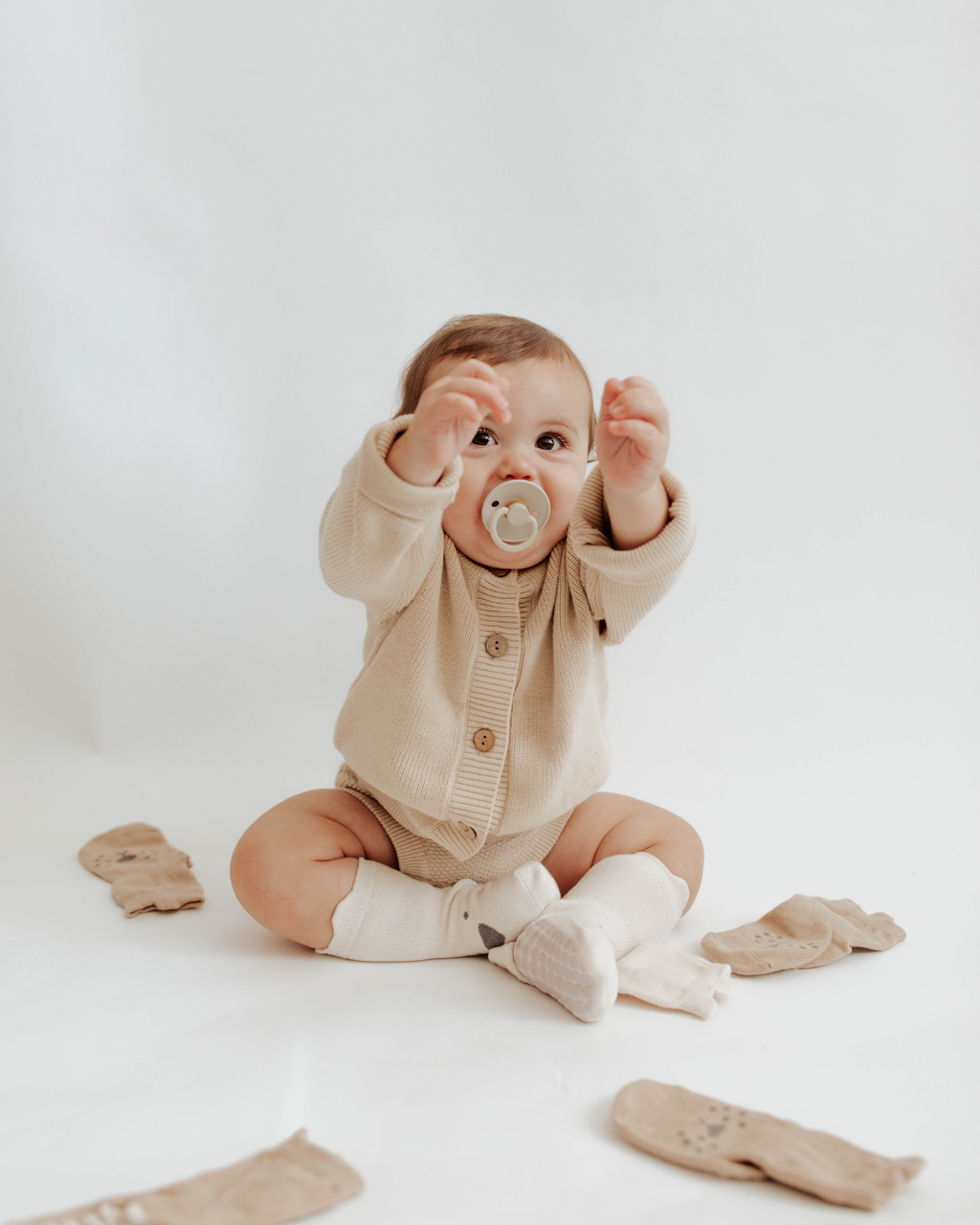 Neutral Grippy Socks (6 pairs)